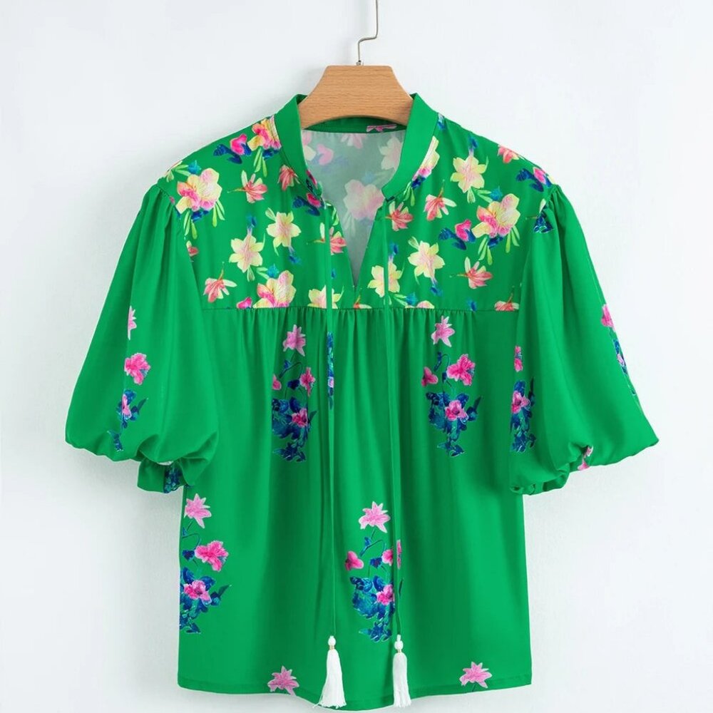 Floral Tassel Tie Split Neck Short Sleeve Blouse